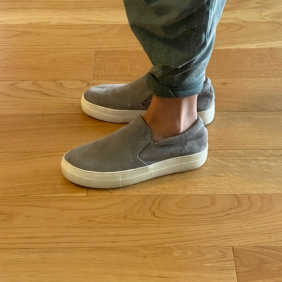 Steve Madden Gill Slip on sneaker in Grey Suede - Picture 5 of 7